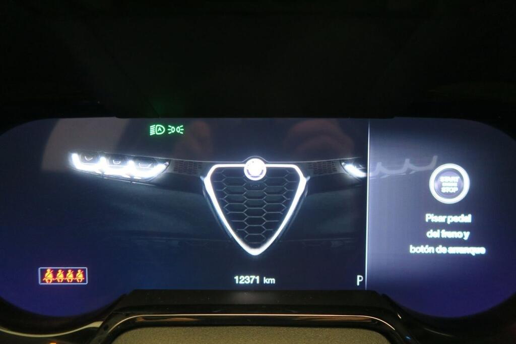 Alfa Romeo Tonale TRIBUTO 1.3 PHEV 280 CV Q4 MY 2024 5P 11