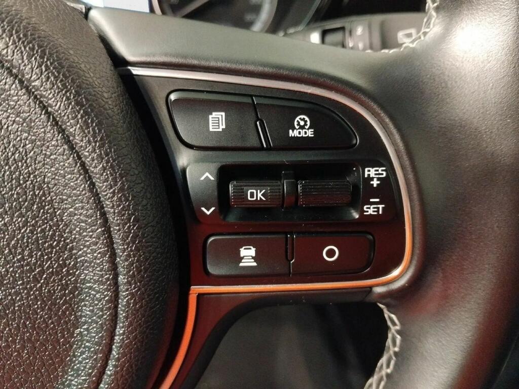 Kia Niro DRIVE 1.6 GDI PLUG-IN HYBRID 141 CV 5P 10