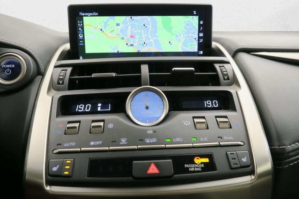 Lexus NX 300H F SPORT KICK POWER 2.5 HYBRID 197 AUTO 5P 4WD 12