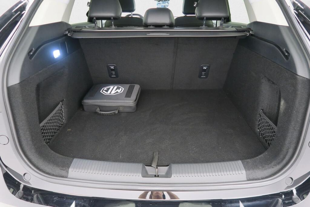 MG HS PHEV LUXURY MY24 19