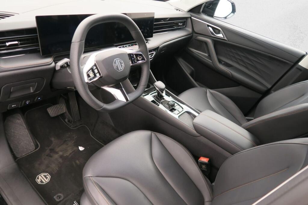 MG HS PHEV LUXURY MY24 7