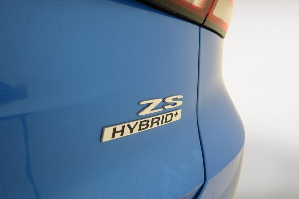 MG ZS HEV LUXURY 20