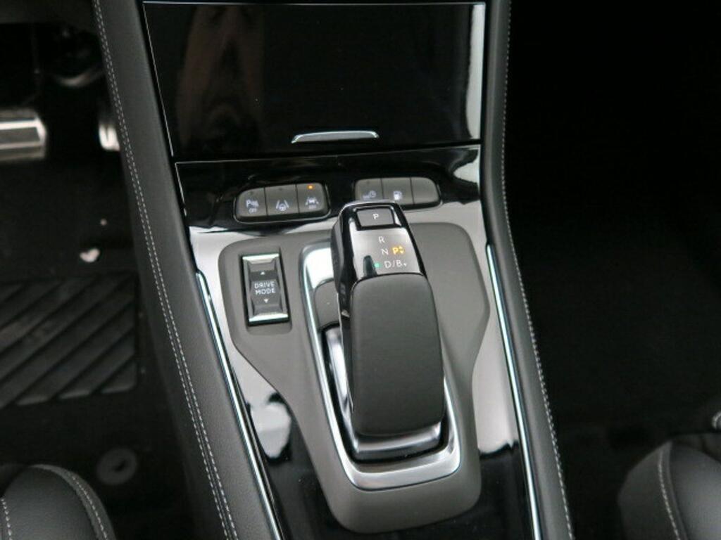 Opel Grandland GSE 1.6 TURBO PHEV 300CV AUTO 5P 13