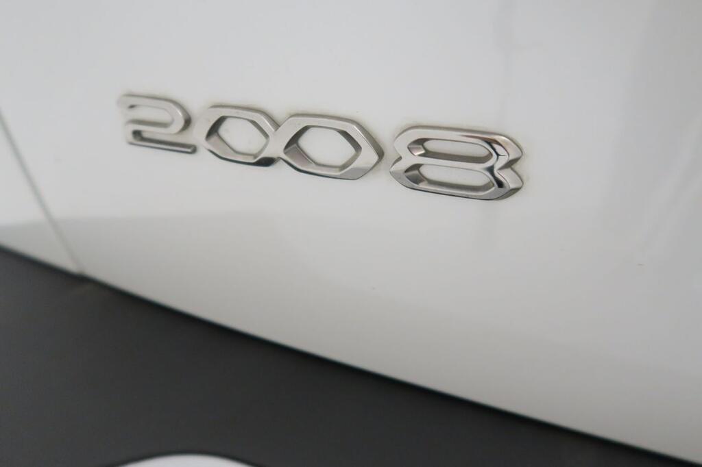 Peugeot 2008 ALLURE PACK 1.5 BLUEHDI 130 CV AUTO S&S 5P 18