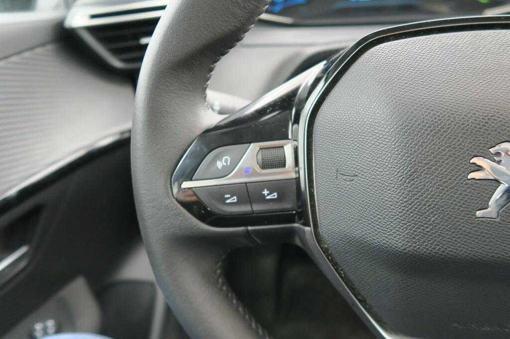 Peugeot 208 ACTIVE PACK ELECTRIQUE 136CV 5P 11