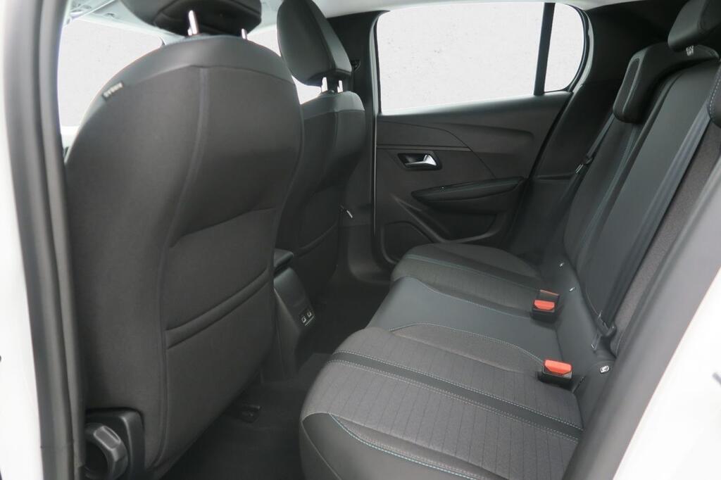 Peugeot 208 ALLURE 1.2 PURETECH 100 CV 5P 19