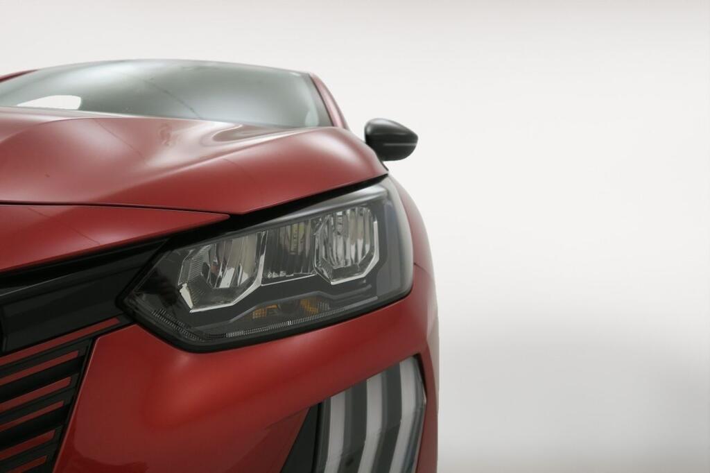 Peugeot 208 ALLURE 1.2 PURETECH 100 CV 5P 21