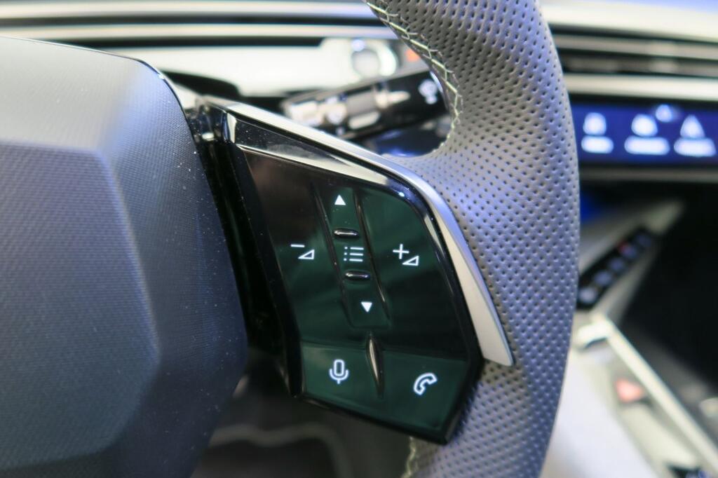 Peugeot 3008 GT ELECTRICO BEV 214CV 157KW 5P 9