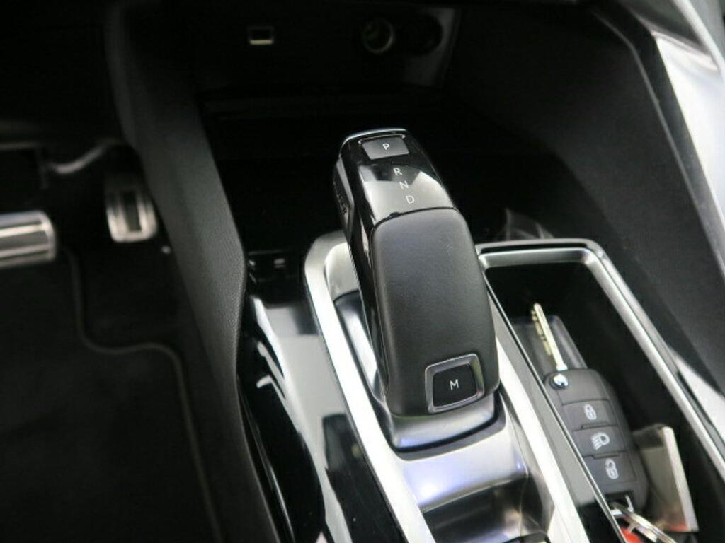 Peugeot 3008 GT LINE 1.2 PURETECH 130CV S&S AUTO 5P 12