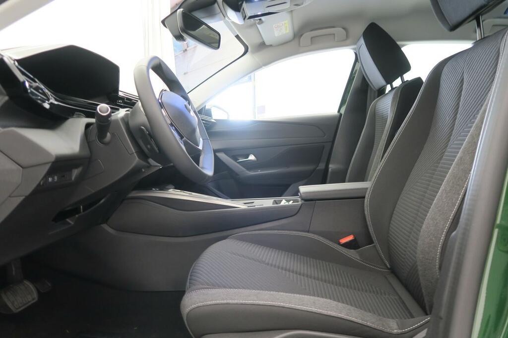 Peugeot 308 5p Active Pack PLUG-IN HYBRID 180 e-EAT8 15