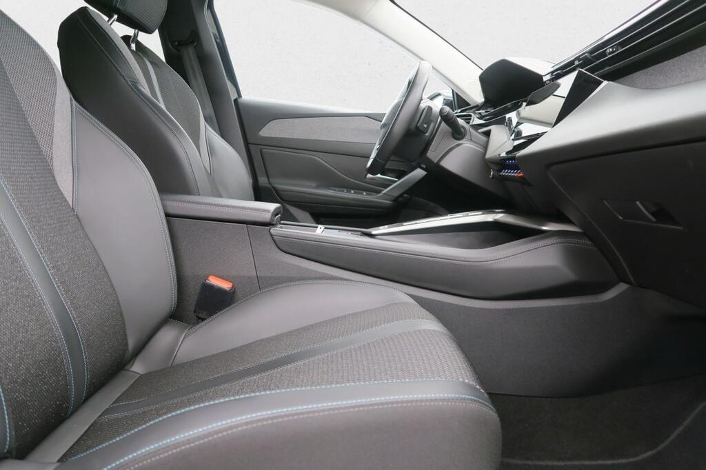 Peugeot 308 ALLURE PACK 1.2 PURETECH 130 CV EAT8 5P 15