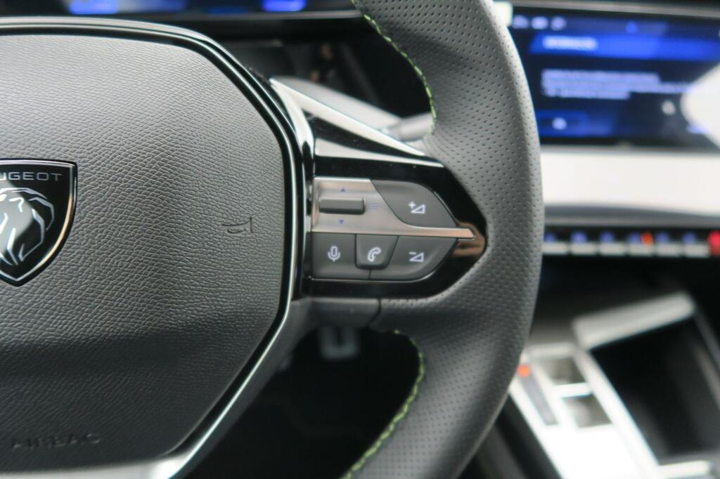 Peugeot 308 E-308 5p GT Eléctrico 156 (115 Kw) 10