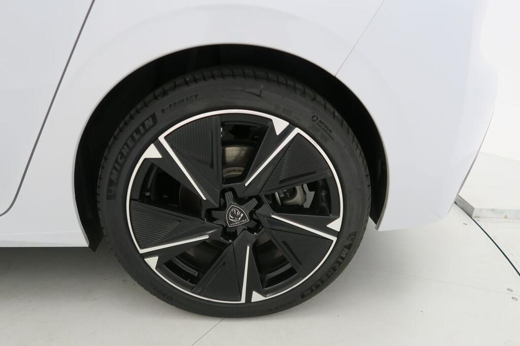 Peugeot 308 FIRST EDITION ELECTRICO 54KWH 115KW 156CV 5P 20