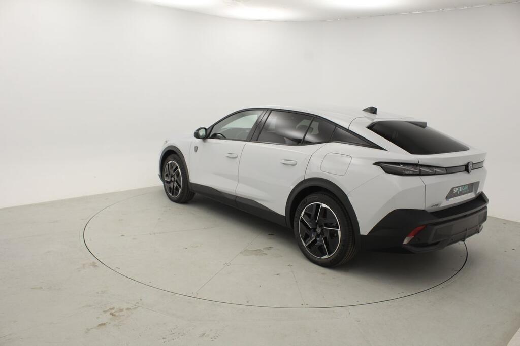 Peugeot 408 GT PLUG-IN HYBRID 180 E-EAT8 3