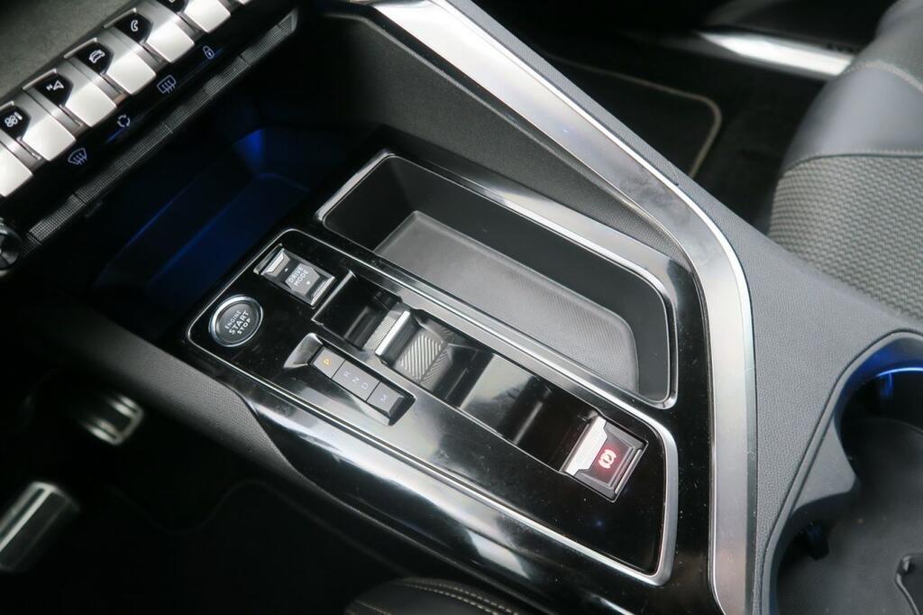 Peugeot 5008 GT 1.5 BLUEHDI 130 CV AUTO S&S 5P 7 PLAZAS 11