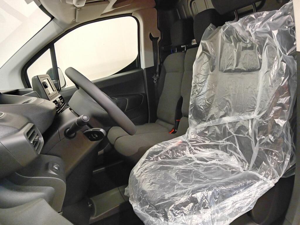 Peugeot Partner E-PARTNER STANDARD 800KG ELECTRICO BEV 100 KW 136CV 4P 13