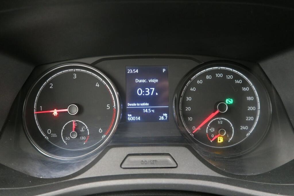 Volkswagen Caravelle T6.1 TRENDLINE ORIGIN 2.0 TDI 150 CV DSG BMT LWB 4P 9 PLAZAS 8