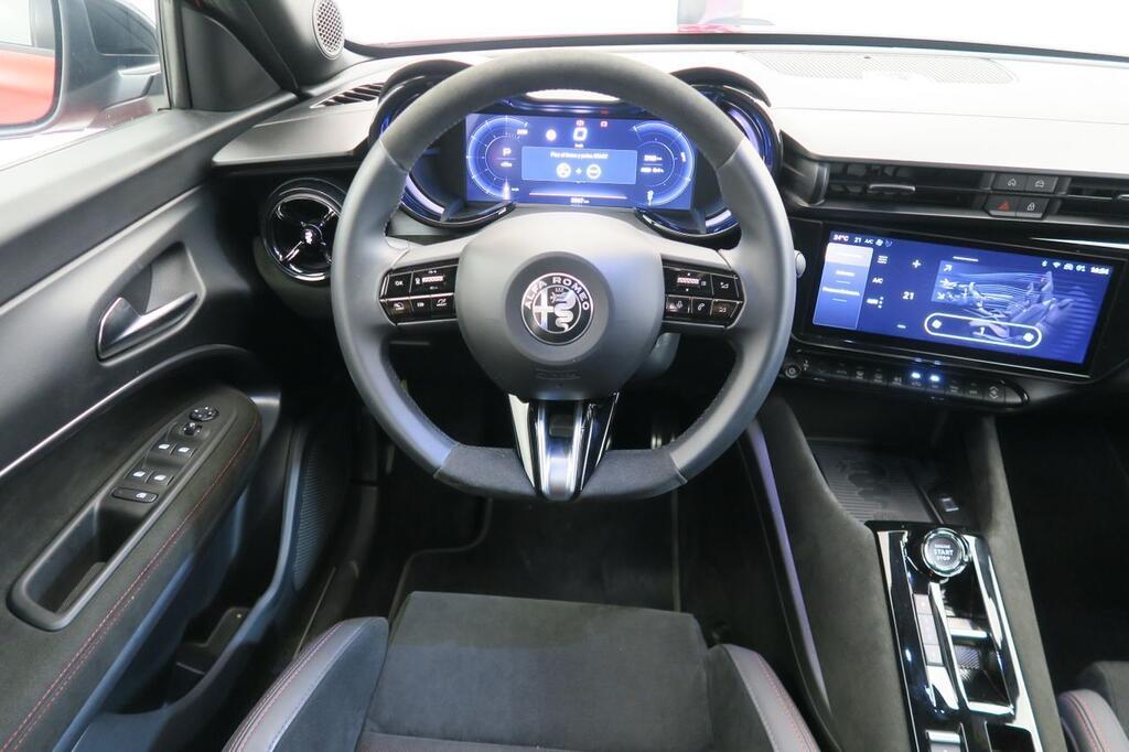 Alfa Romeo Junior VELOCE BEV 54KWH ELETTRICA 282CV 5P 12