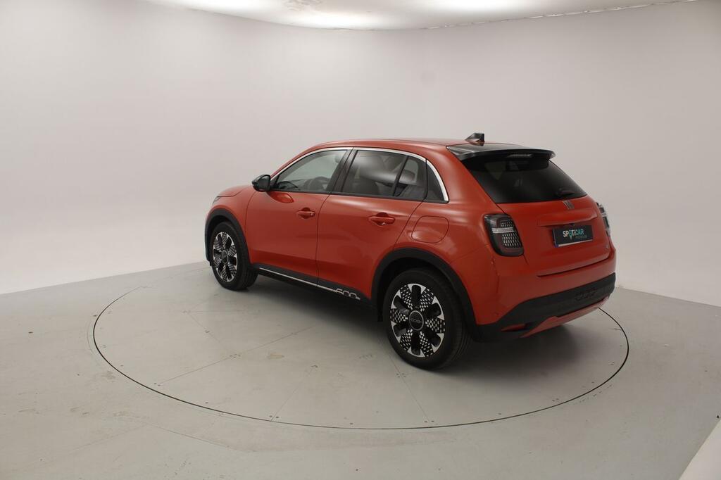 Fiat 600 E LA PRIMA 156CV 3