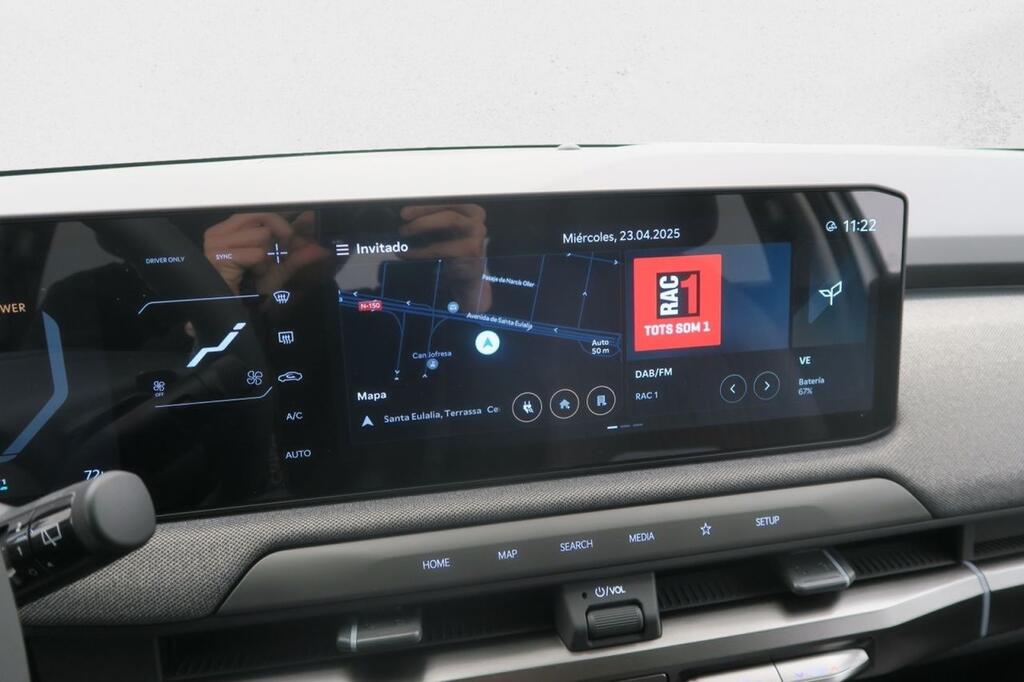 Kia EV3 Earth (Long Range) 9