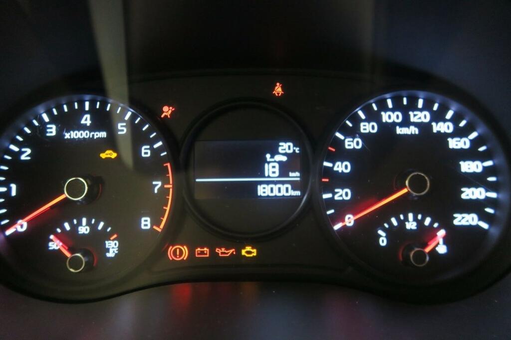 Kia Picanto Berlina 1.0 DPI CONCEPT 67 5P 9