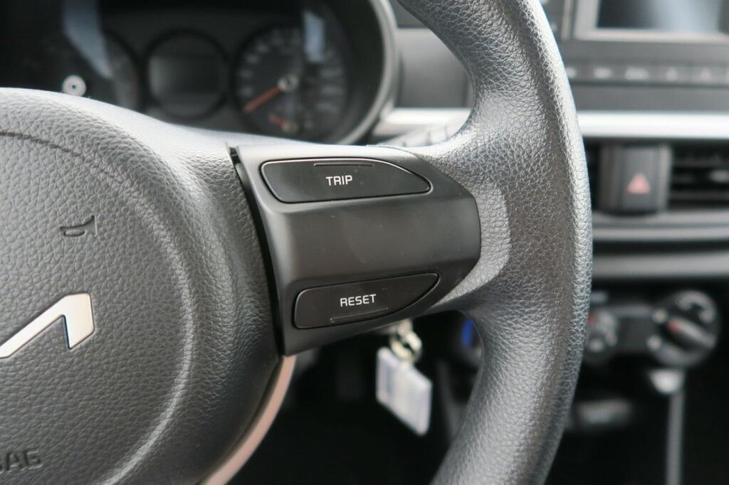 Kia Picanto Berlina 1.0 DPI CONCEPT 67 5P 13