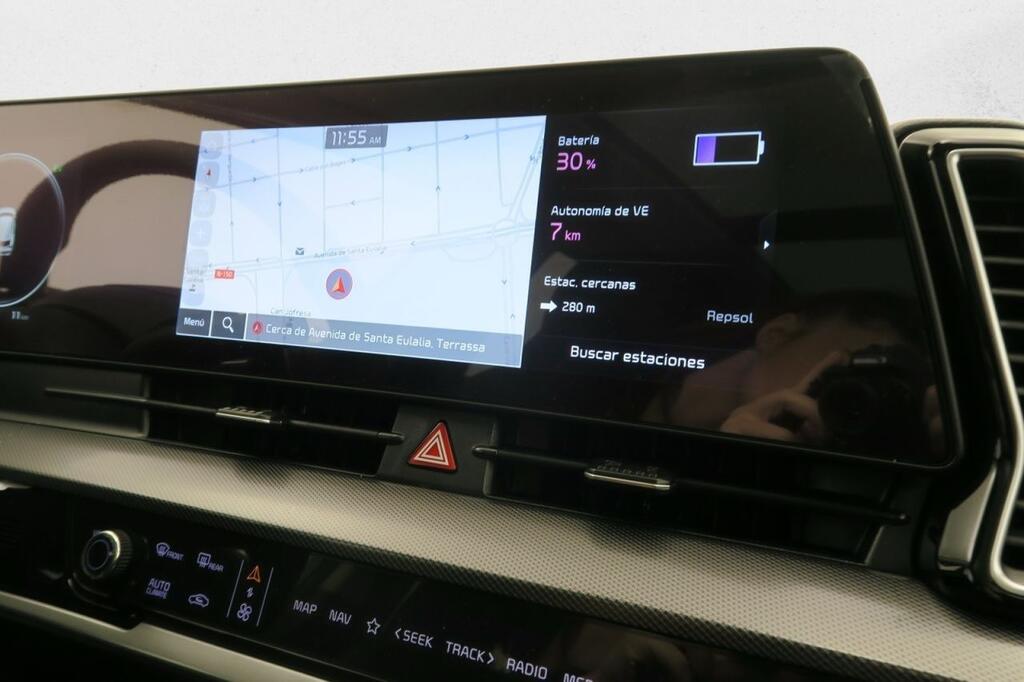 Kia Sportage 1.6 T-GDI PHEV TECH 4X4 (PACK LUXURY) (19″) 9