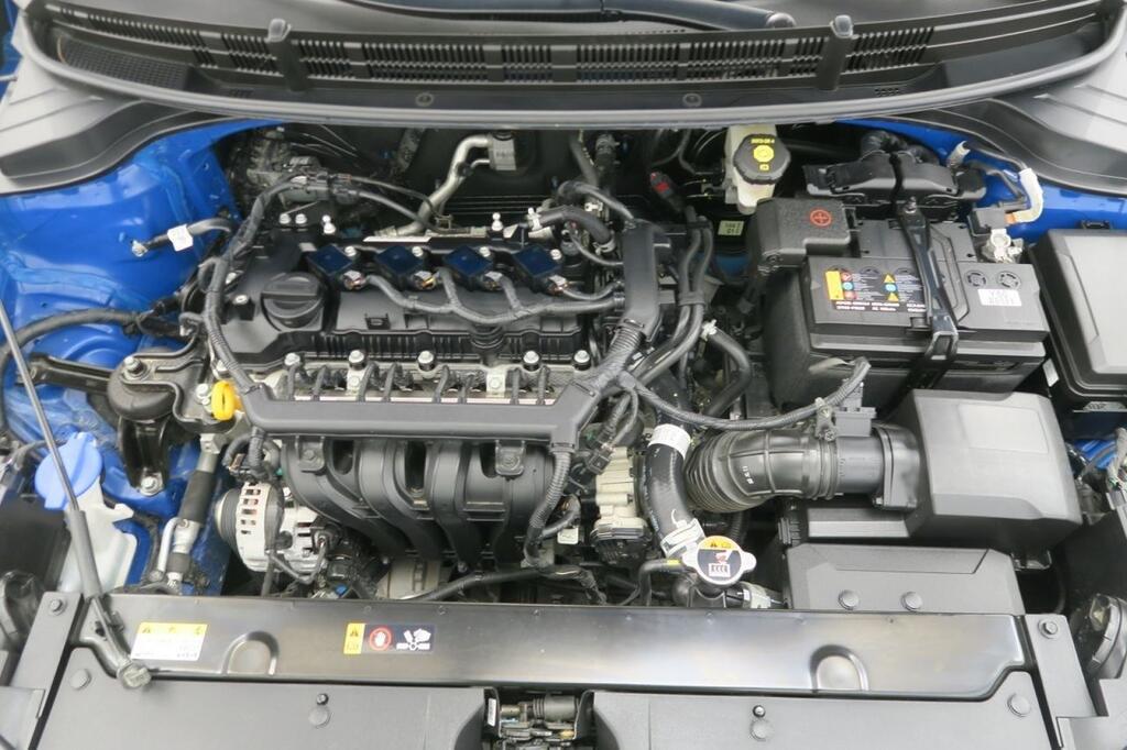 Kia Stonic SUV 1.0 T-GDI MHEV IMT 74KW DRIVE 100 5P 19