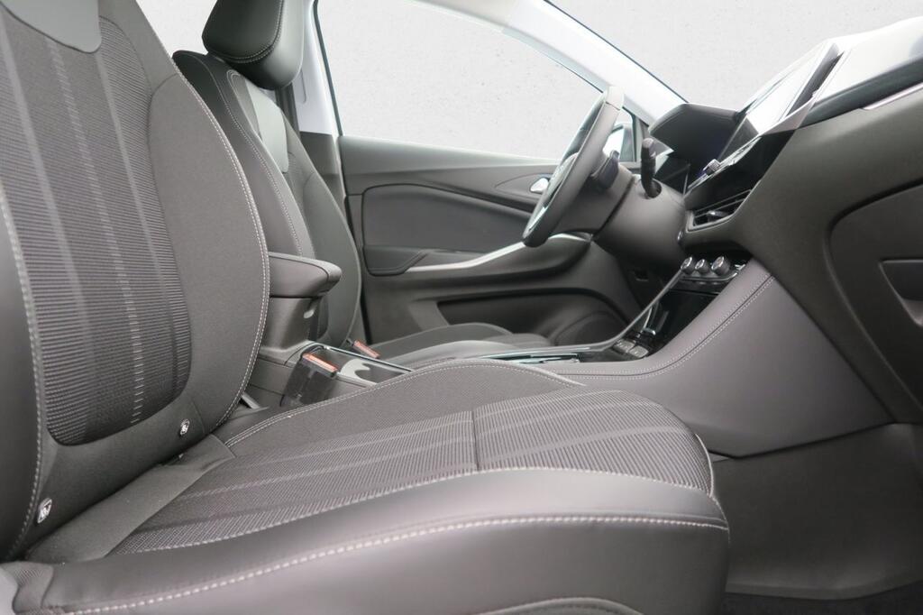 Opel Grandland GS 1.6T Plug-in Hybrid AT8 S/S 4X2 225 C 14