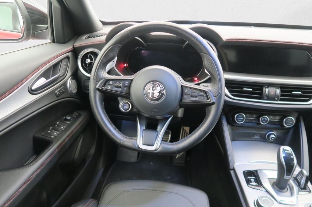 Alfa Romeo Stelvio TRIBUTO ITALIANO 2.2 TDI 210CV Q4 AT8 13