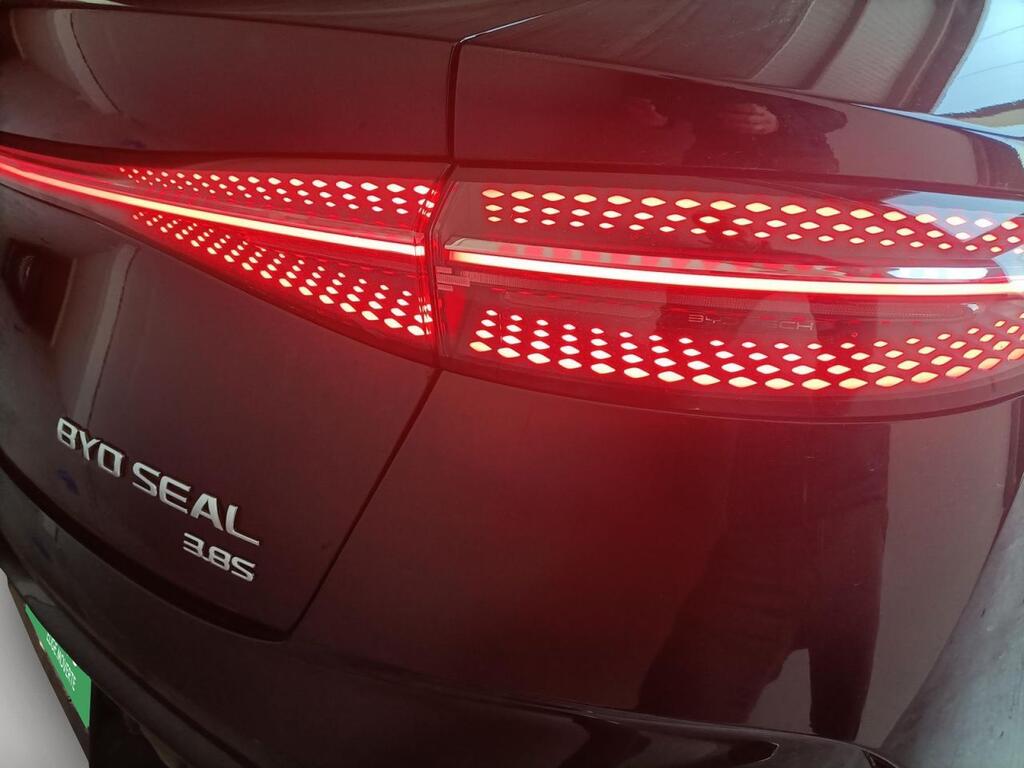 BYD Seal Sedan BEV 83KWH EXCELLENCE 4WD 530 4P 12