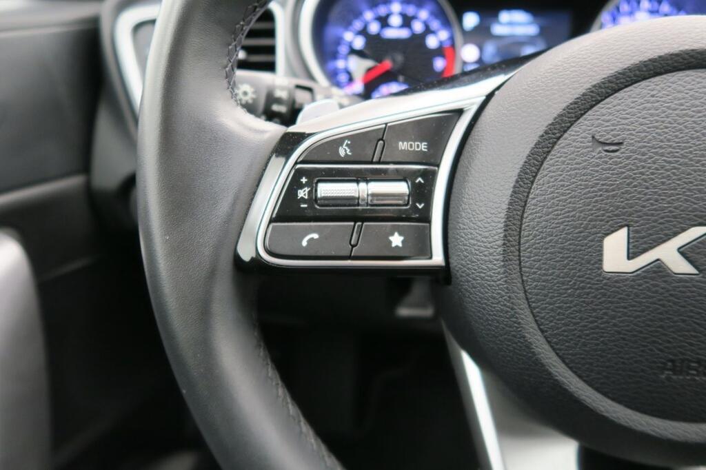 Kia Ceed Berlina 1.0 MHEV 74KW DRIVE DCT 100 5P 12