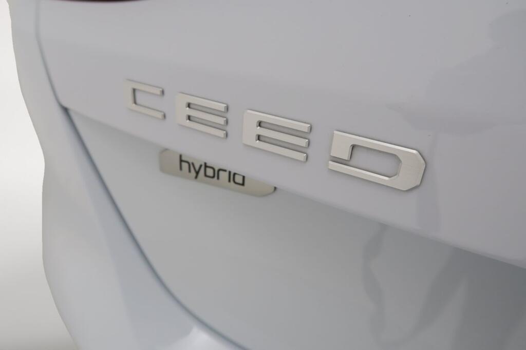 Kia Ceed Berlina 1.0 MHEV 74KW DRIVE DCT 100 5P 20