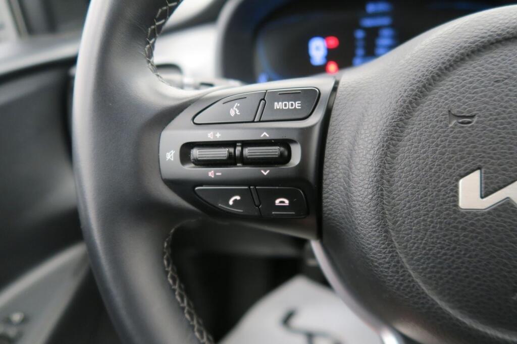 Kia Stonic 1.0 T-GDi MHEV 100CV Business 11