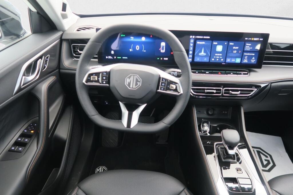 MG HS SUV 1.5 HEV EHS HYBRID+ 224 LUXURY 224 5P 12