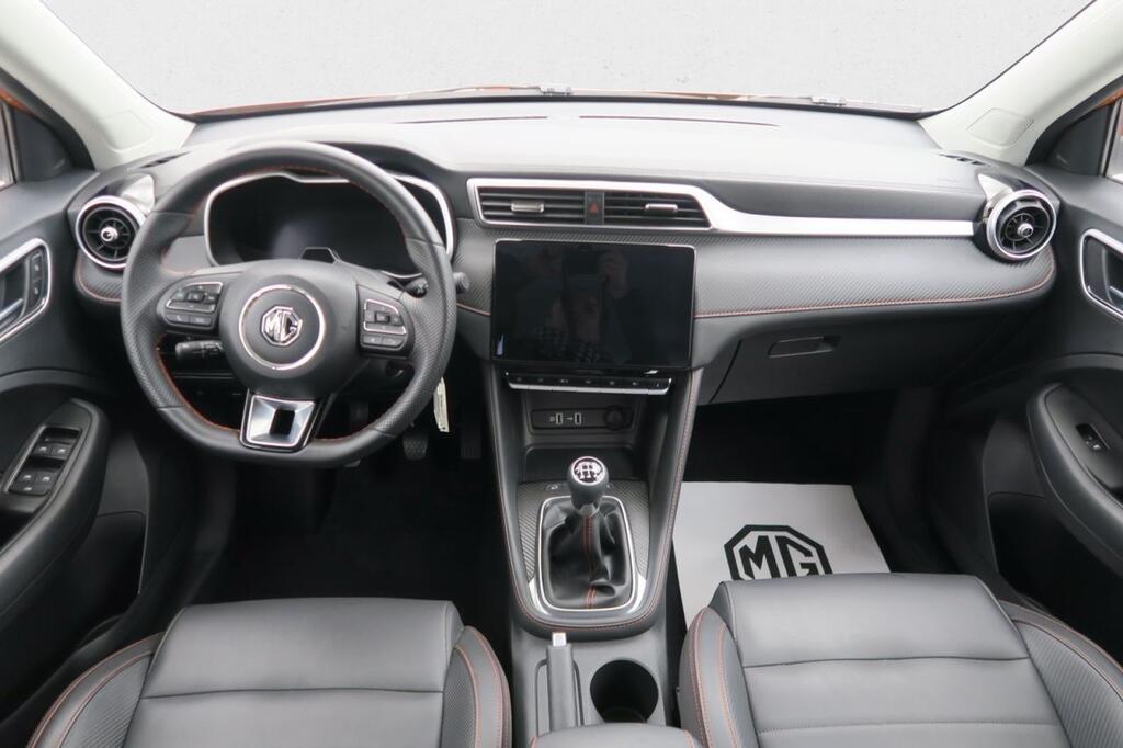 MG ZS SUV 1.5 LUXURY 106 5P 13