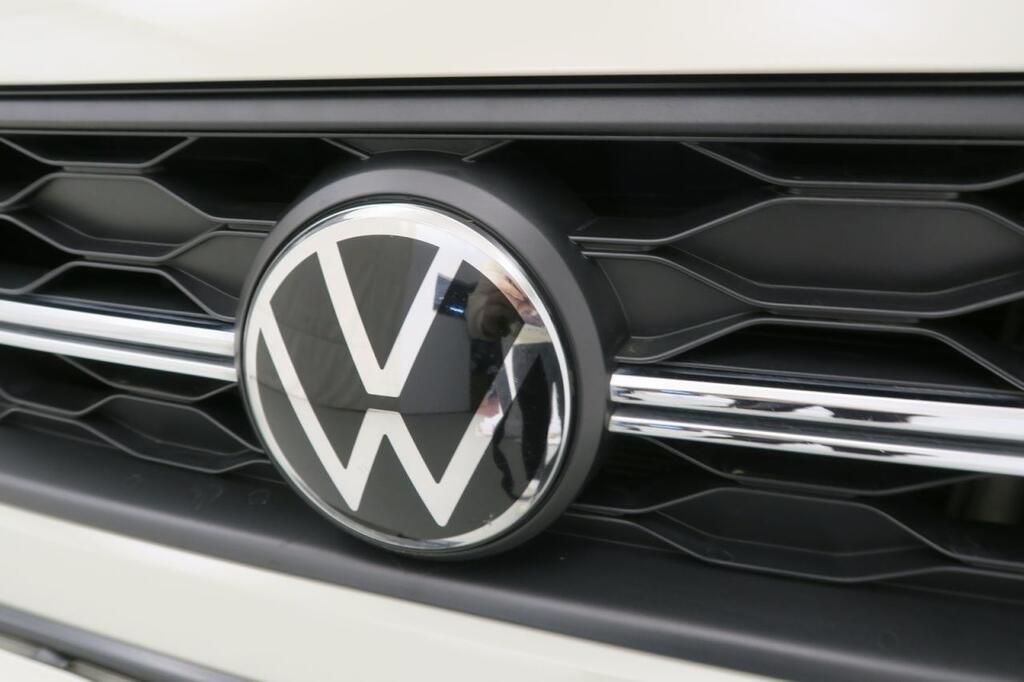 Volkswagen Taigo LIFE 1.0 TSI 95 CV 5P 22