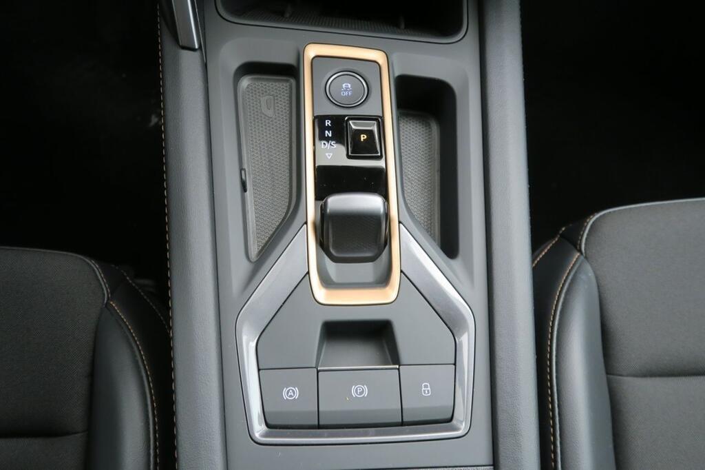 Cupra León ST 1.5 ETSI MHEV DSG 150 CV 5P 12