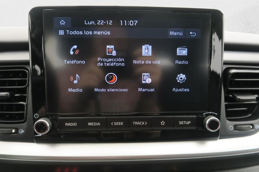 Kia Stonic CONCEPT 1.0 T-GDI MHEV IMT 100 CV 5P 12