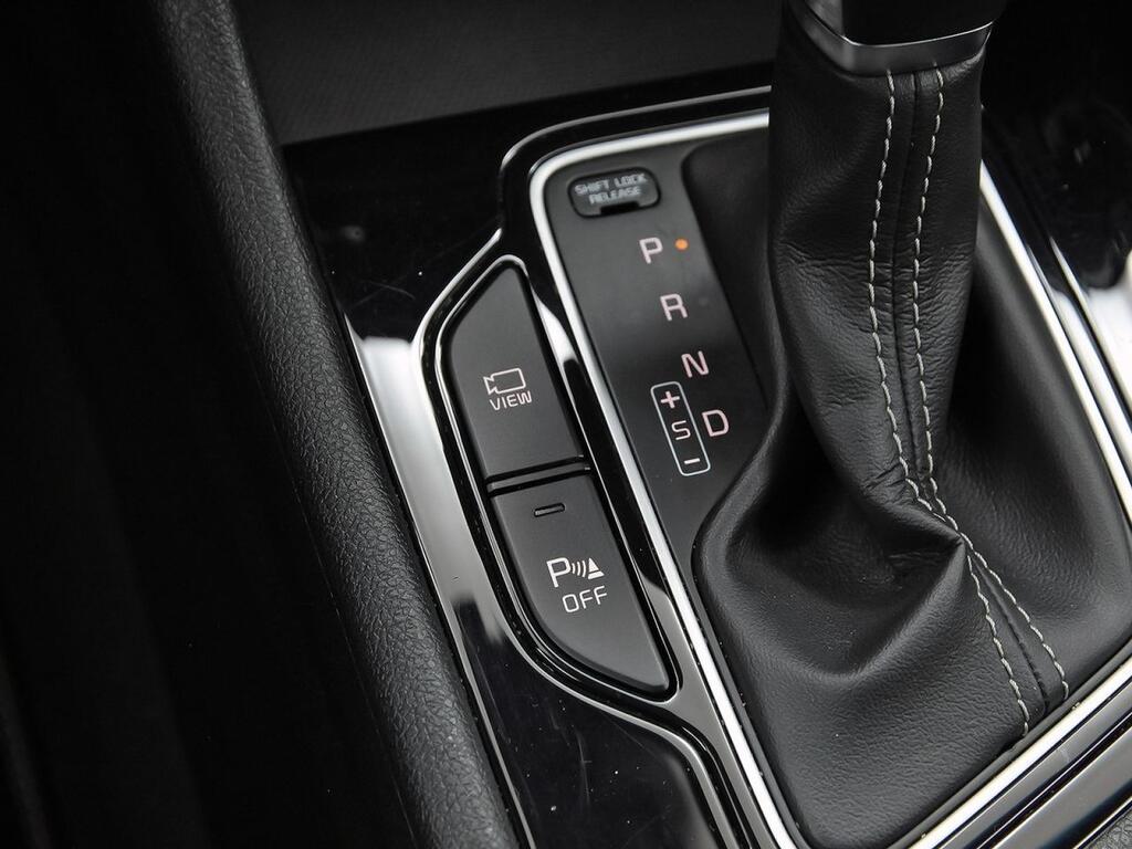 Kia Niro 1.6 GDi HEV 104kW (141CV) Drive 31