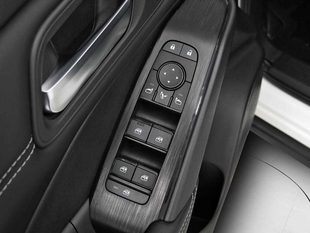 Nissan Qashqai DIG-T 103kW (140CV) mHEV 4x2 Acenta 12