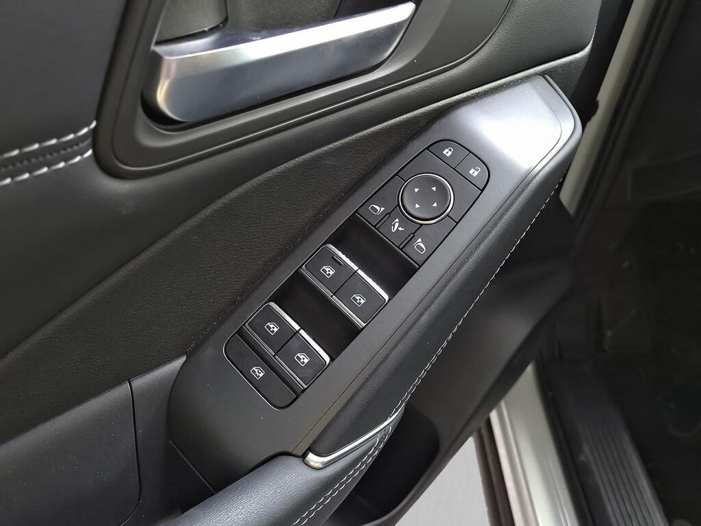 Nissan Qashqai DIG-T 103kW N-Connecta 11