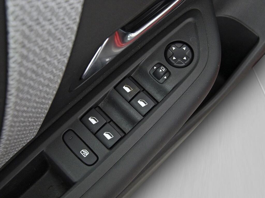 Citroën C4 PureTech 130 S&S 6v Feel Pack 15