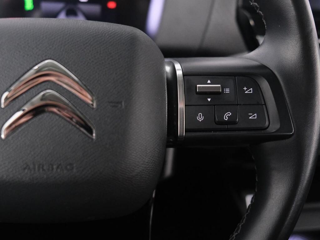 Citroën C4 PureTech 130 S&S 6v Shine 19