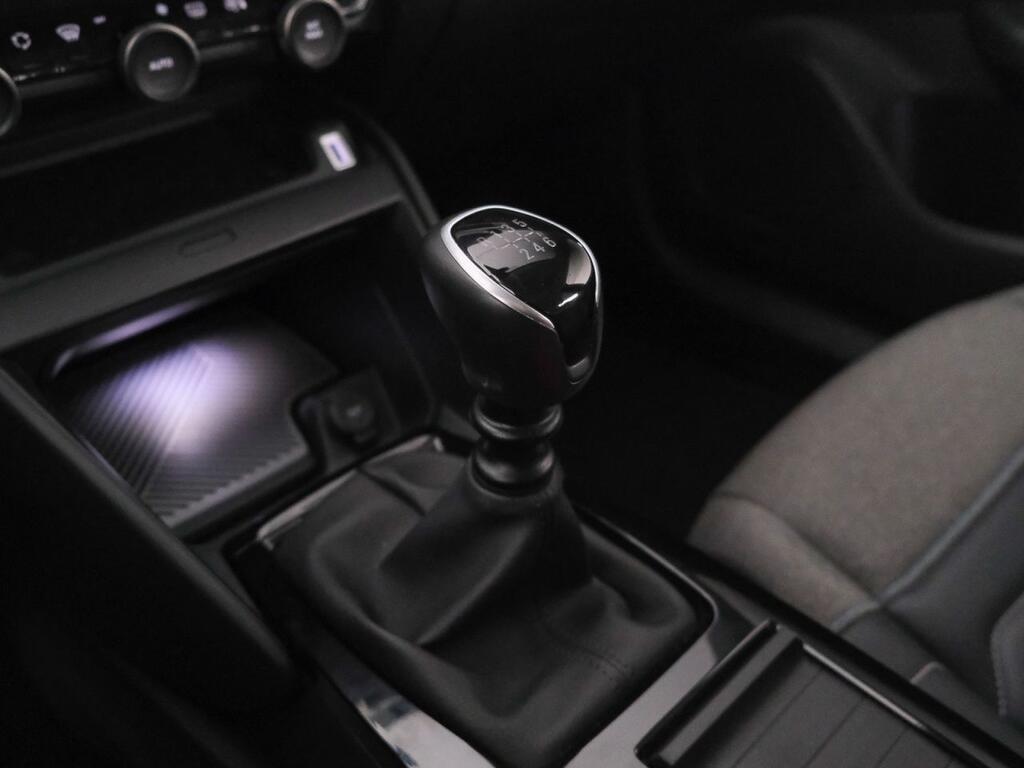 Citroën C4 PureTech 130 S&S 6v Shine 20