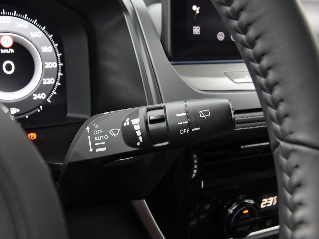 Nissan Qashqai DIG-T 103kW N-Connecta 15