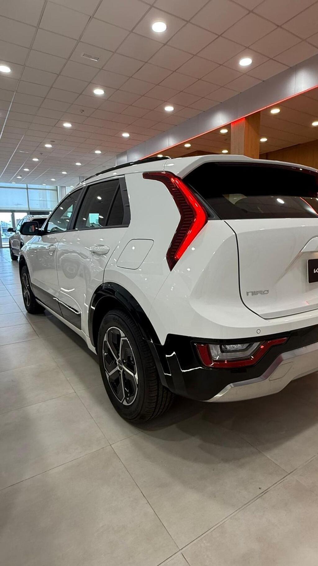 Kia Niro 1.6 GDi PHEV 126kW (171CV) Drive 10