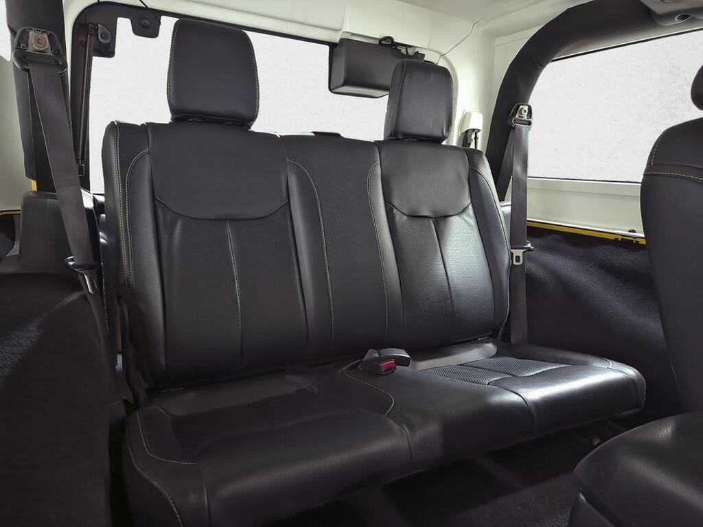 Jeep Wrangler 2.8 CRD Sport 8