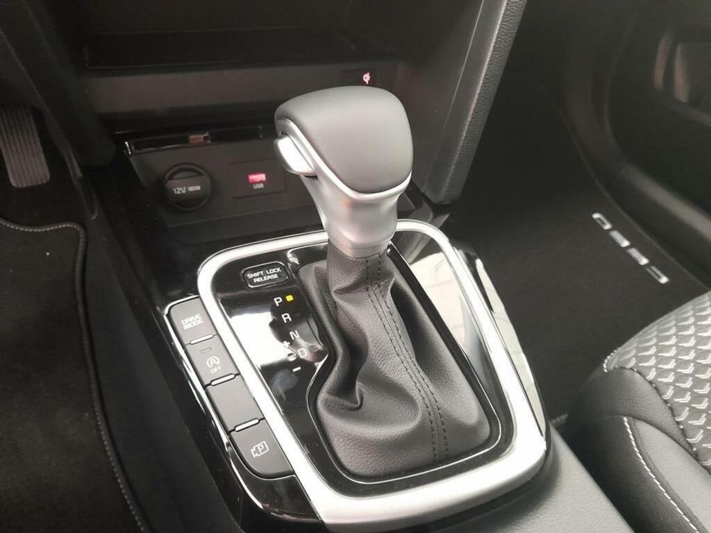 Kia Ceed 1.5 MHEV 103kW (140CV) Tech DCT 26