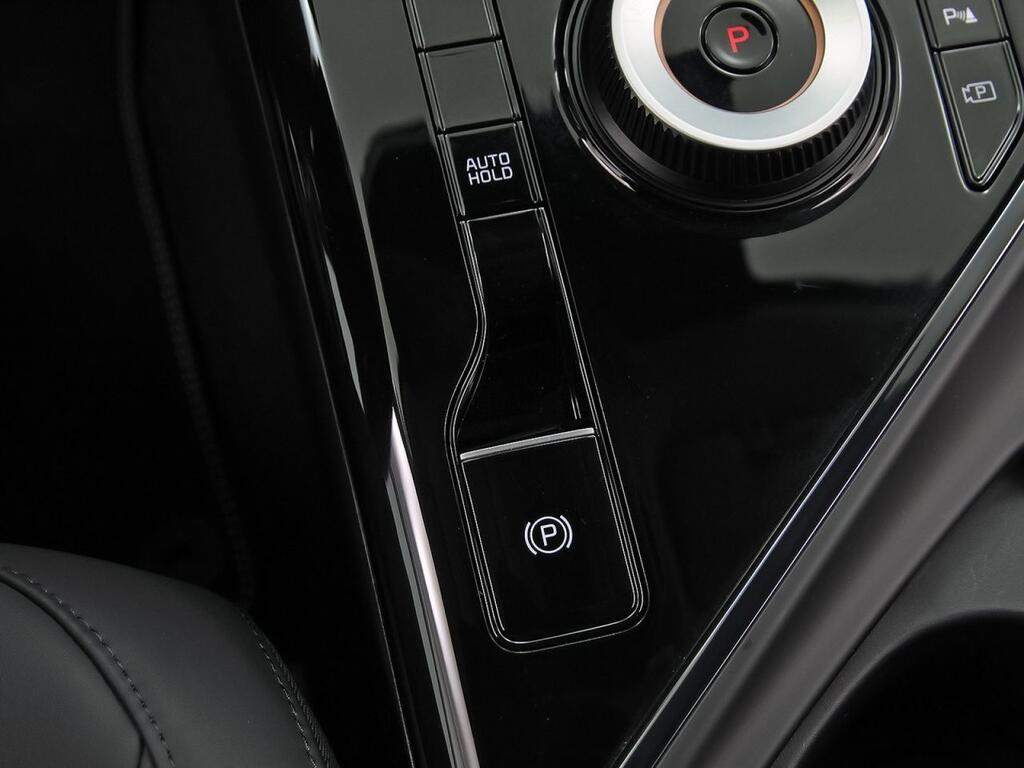 Kia Niro 1.6 GDi HEV 95kW (129CV) Drive 32